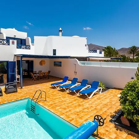 Blue Sea Playa Blanca Villa