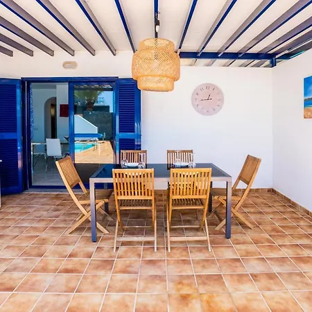 Blue Sea Playa Blanca Villa *